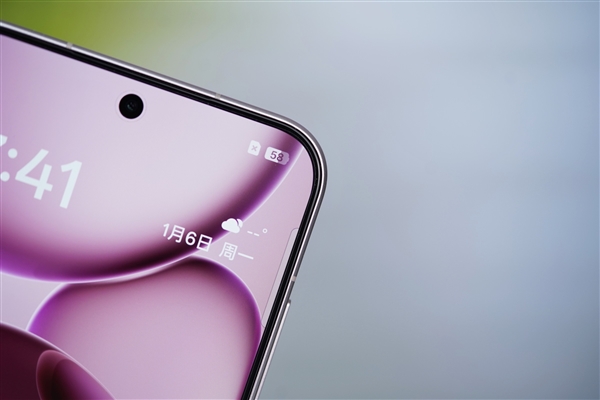 史上最窄四等边手机！OPPO Find X8s图赏