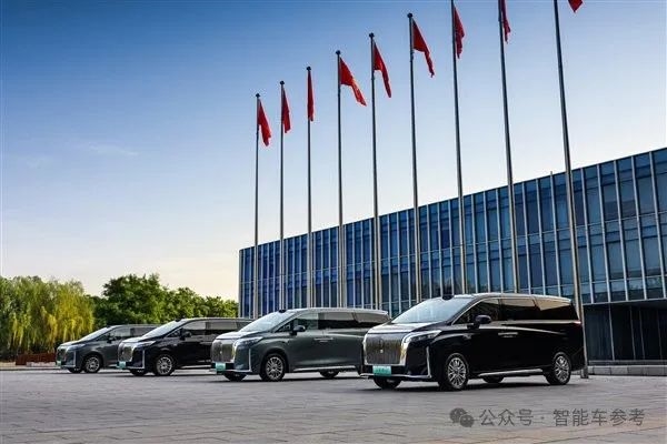 长城卖新能源MPV 1秒1辆！魏建军谈增程：落后低效永远不做