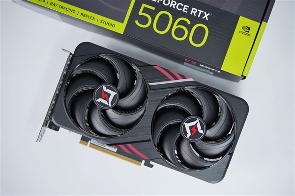 特大双风扇！耕升RTX 5060暴风OC显卡图赏