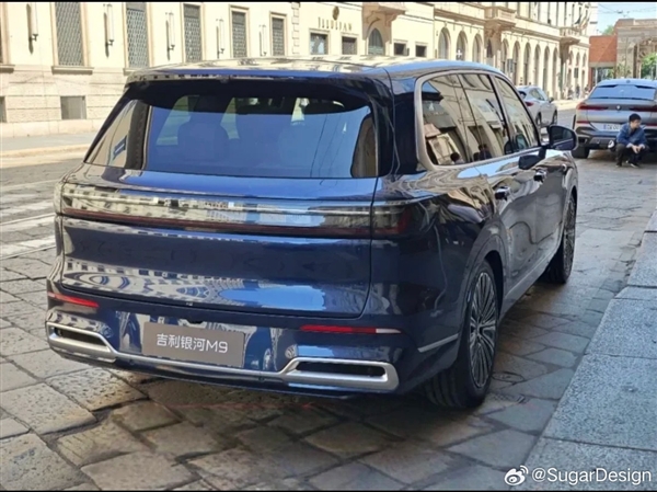 吉利大六座SUV 银河M9更多实车图曝光：弃用隐藏门把手
