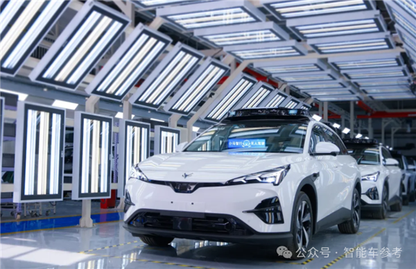 以后微信能打无人车了！小马智行Q1交卷 “打车”收入暴涨8倍