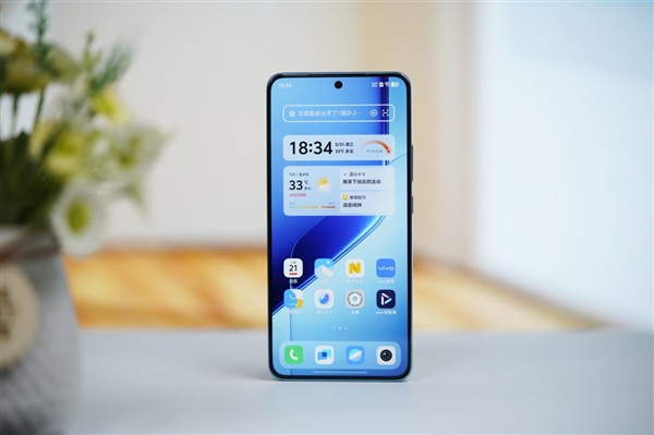 最强2K直屏手机！iQOO Neo10 Pro+图赏