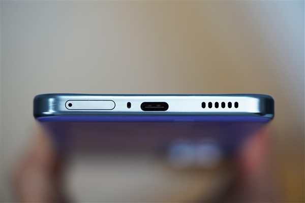 最强2K直屏手机！iQOO Neo10 Pro+图赏