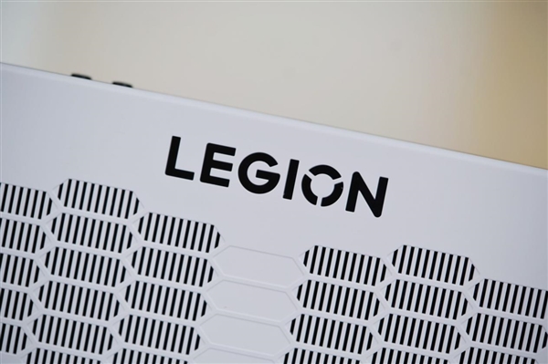 3999元掌上游戏机！联想Legion Go S图赏